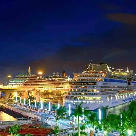 Upscale, Canteras Balcony *